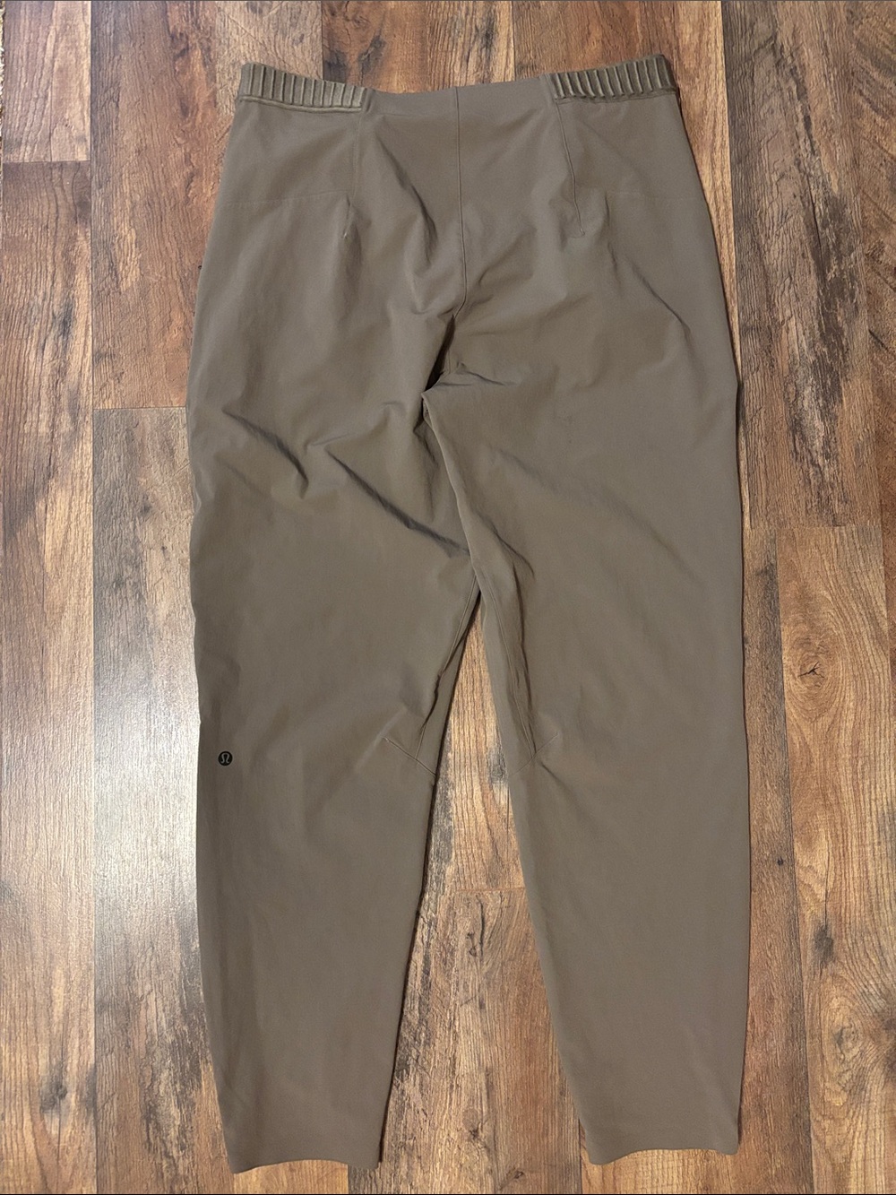 Lululemon Lab Olive Green Esker Trouser Casual Pants size 10 - Picture 9 of 15